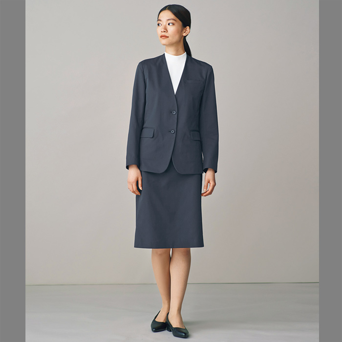 サステナブルノーカラージャケット【女性用】　超軽量・きゅうくつ感ゼロ モデル