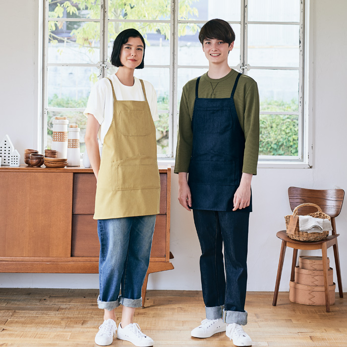 飲食店販売店制服　胸付タスキエプロン　短め軽いポケットたくさんでかわいい【3色】男女兼用　説明画像