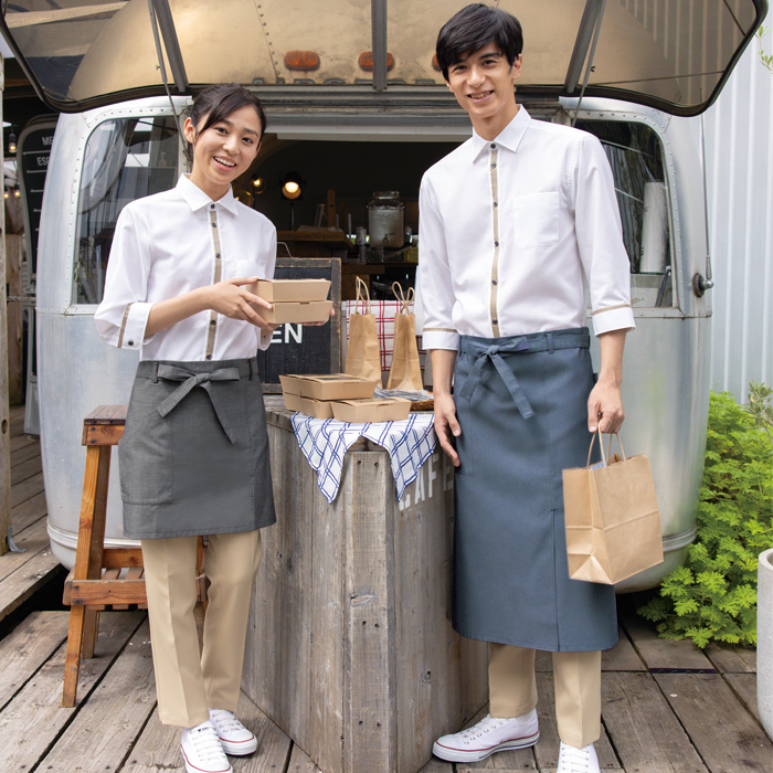 オフホワイトの七分袖シャツ【兼用】ナチュラルテイスト　オックスフォード スペック