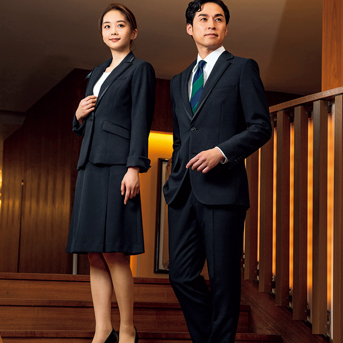 飲食店・サービス制服 　高級接客レディーススーツジャケット　男女で揃えて使える　モデル着用例