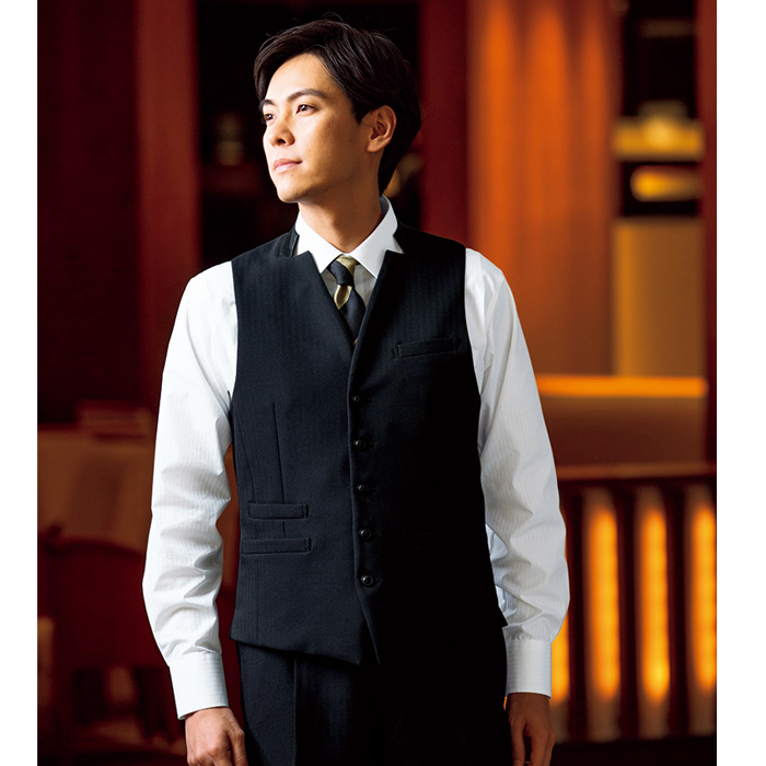 飲食店・サービス制服 　高級接客メンズベスト(ミッドナイト<濃紺>)　男女で揃えて使える　モデル着用例